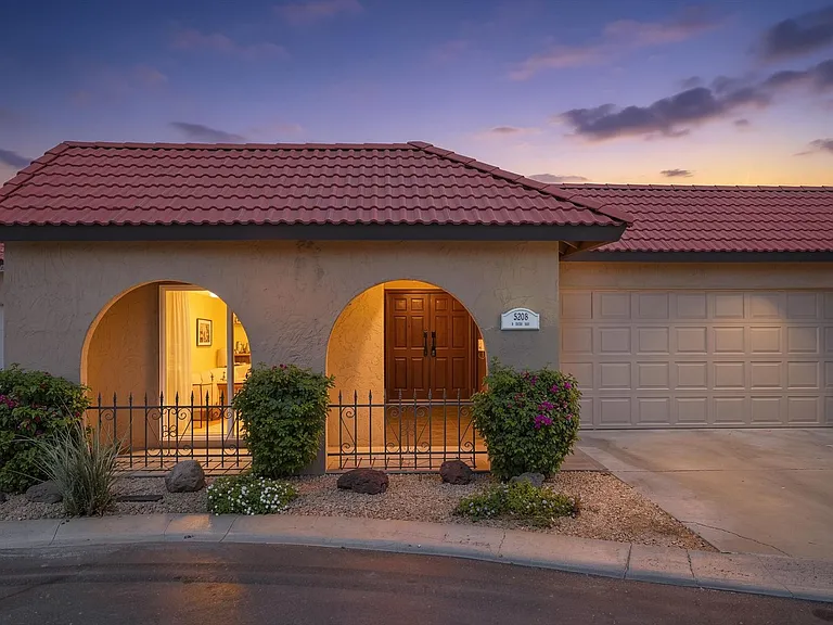 5208 N 78th Way — Photo 35