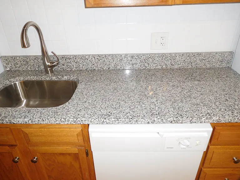 12 Cottage Ct — Photo 22