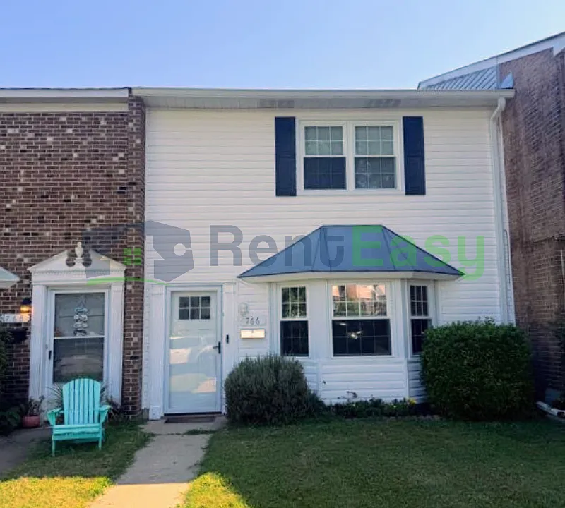 766 Biltmore Dr