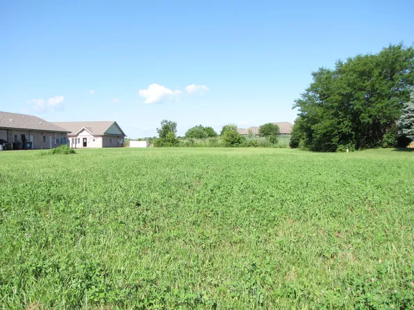 1546 Creek Dr, Morris, IL 60450