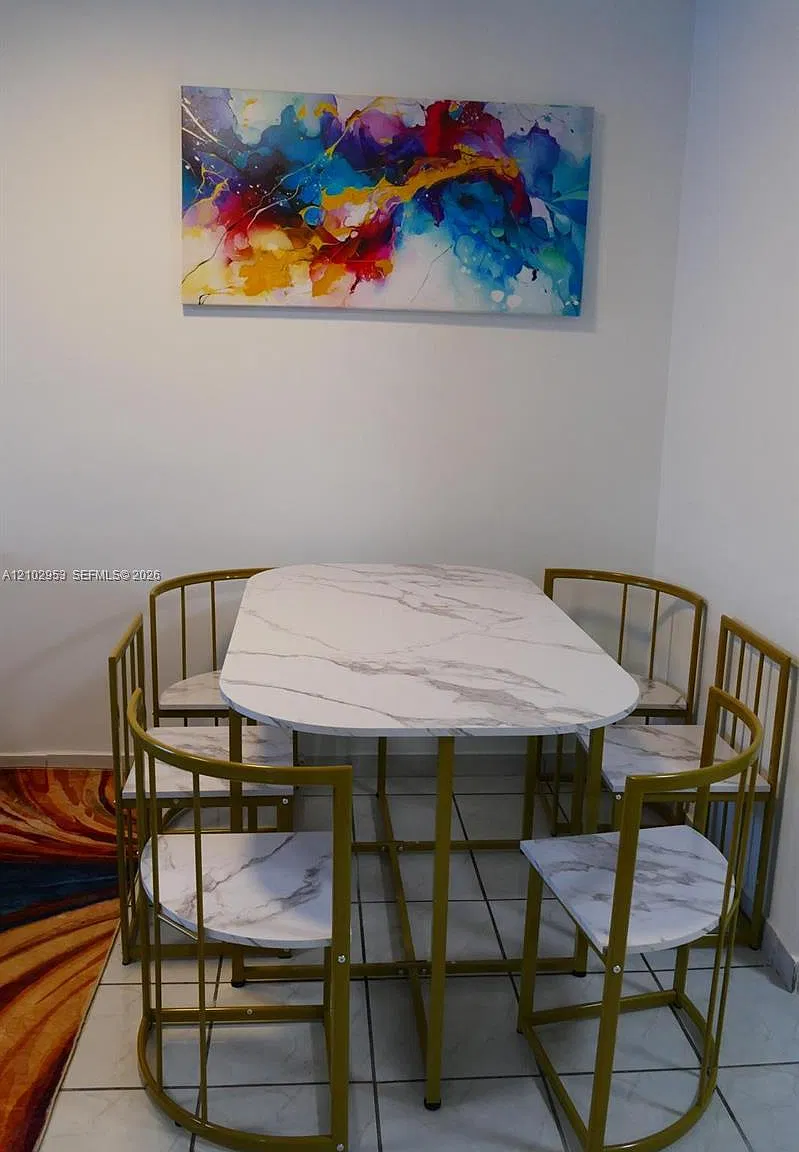 Grapeland Manor — Photo 4