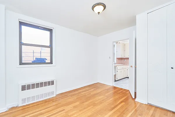 Sold by Compass | media 22