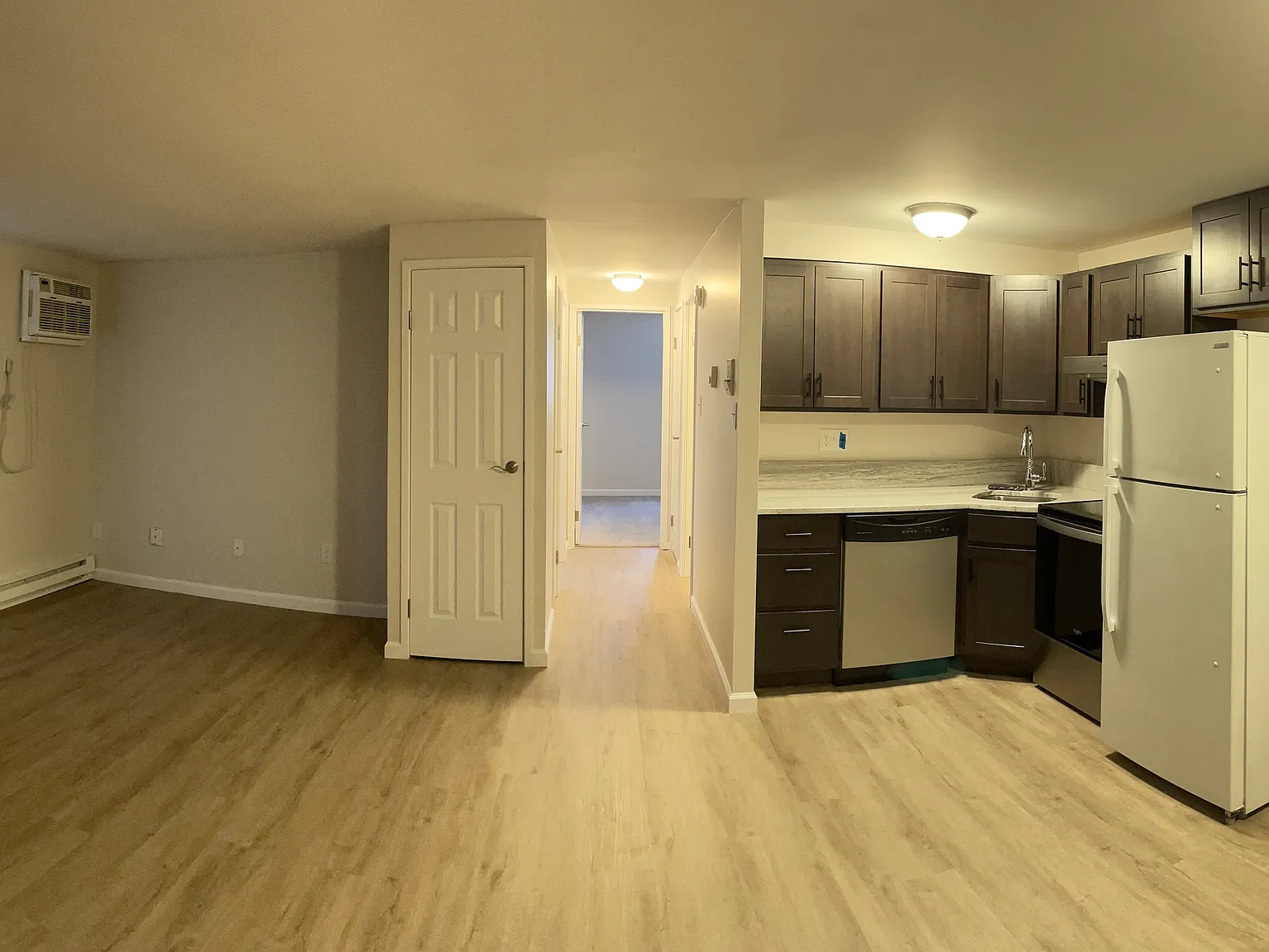 2 bed, 680 sqft, $1,150 — Photo 1
