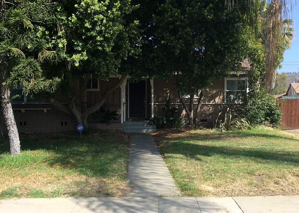1st image of 2711 Lyndale Ave