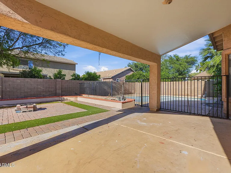 1166 E Stottler Dr — Photo 28