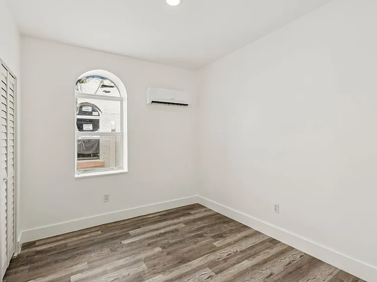 The Andes Apartments — Photo 32