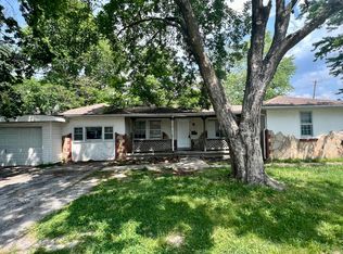 1758 N Delaware Ave, Springfield, MO 65803