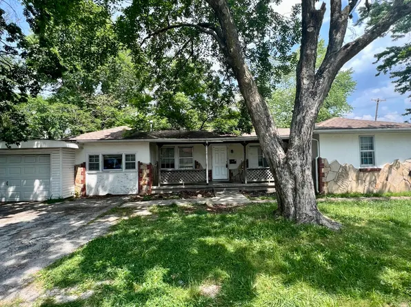 1758 N Delaware Avenue, Springfield, MO 65803