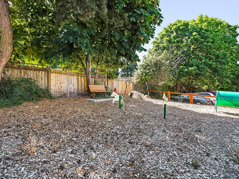 Irwin Park — Photo 13