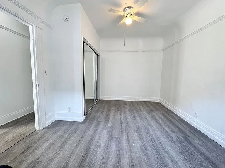 930 Albany St — Photo 3