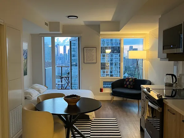 203 Jarvis St, Toronto, ON