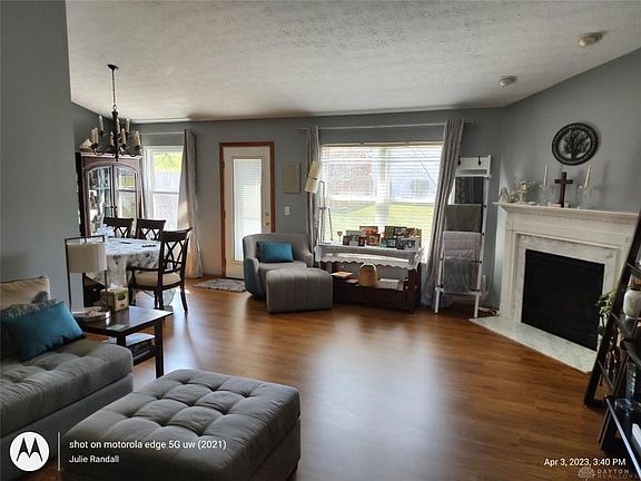 3rd image of 2345 Murphy Dr