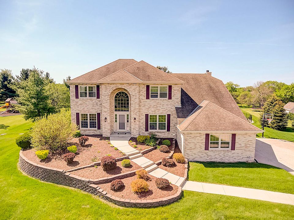 2nd image of 37353 Wildwood Ln