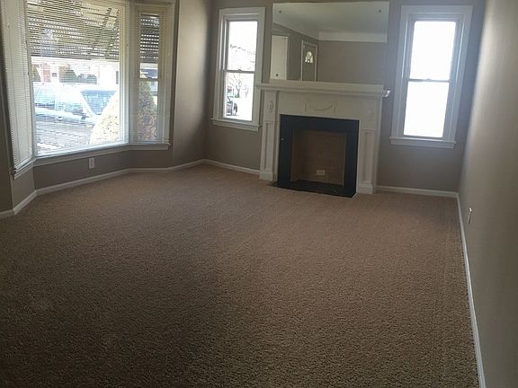 3rd image of 5237 E 113th St