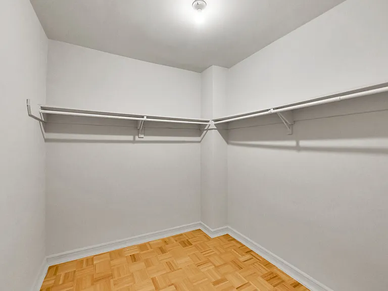 6000 Bathurst St — Photo 65