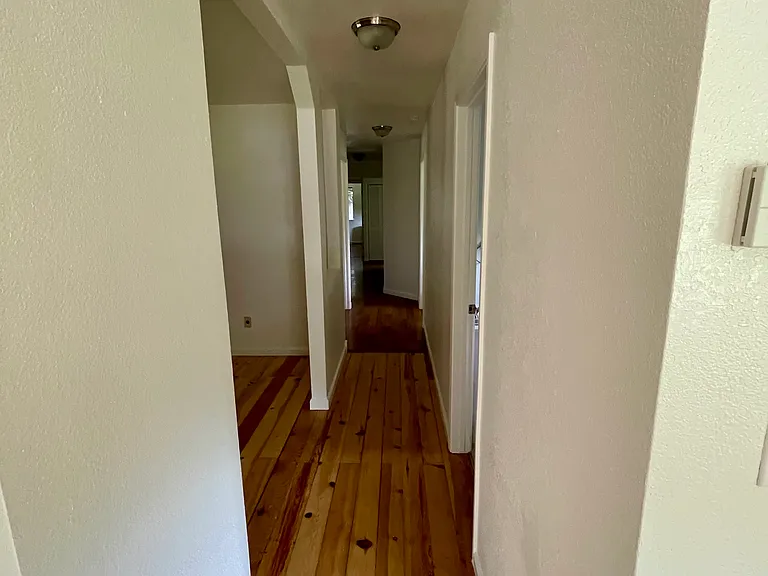 5721 Hearst Willits Rd #B — Photo 10
