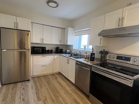 3rd image of 184 Murray St #2
