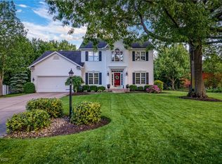 4803 Heights Dr, Stow, OH 44224