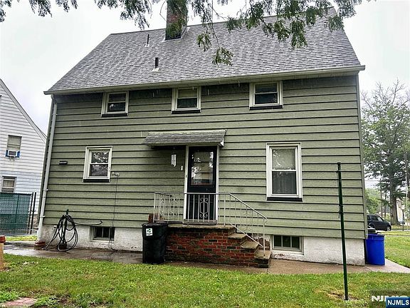 5th image of 15 Willow St