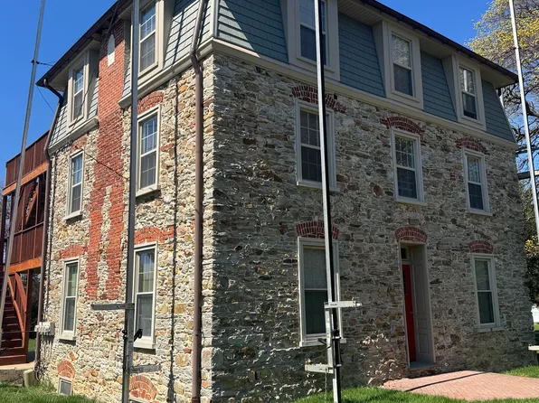 945 Old Wilmington Rd APT 2, Coatesville, PA 19320