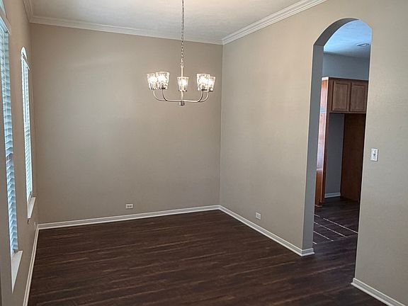 3rd image of 12726 Benton Park Ln