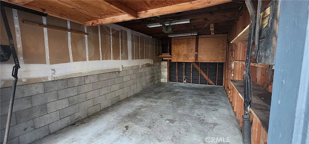 8 bed, 3509 sqft, $2,800 — Photo 4