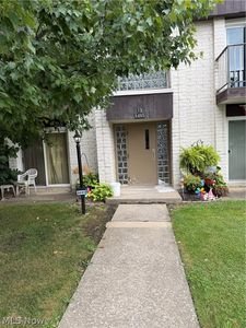 8685 N Akins Rd APT 204, North Royalton, OH, 44133