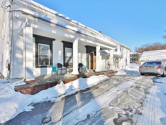 4th image of 487 Black Meadow Road