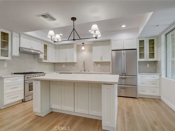 3236 Honolulu Ave APT 101, Glendale, CA 91214