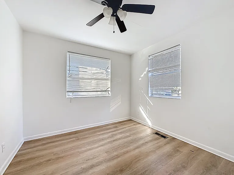 5330 Quan Dr — Photo 27
