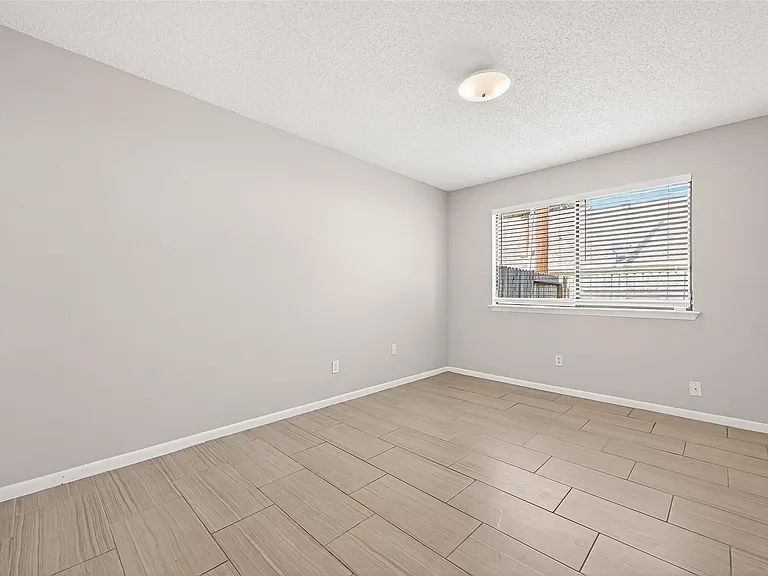 2322 Sunset Trl — Photo 22