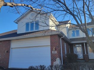 10907 Canterbury Dr, Mokena, IL 60448