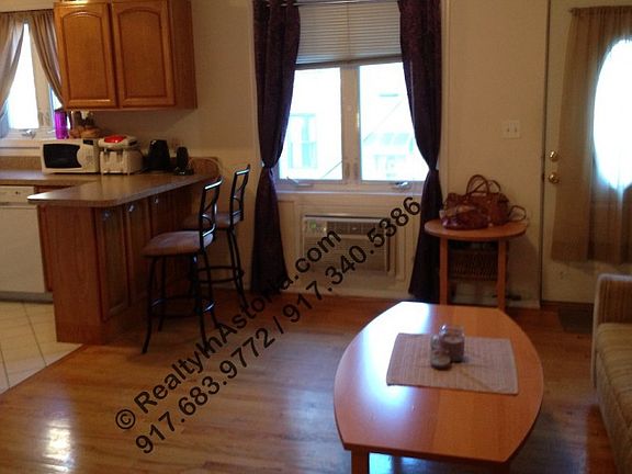 2nd image of 2312 32nd St #2F