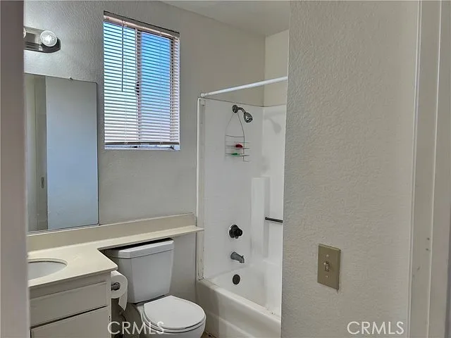 14629 Mountain High Dr — Photo 11