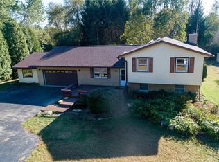 2291 Spahr Rd, Xenia, OH 45385