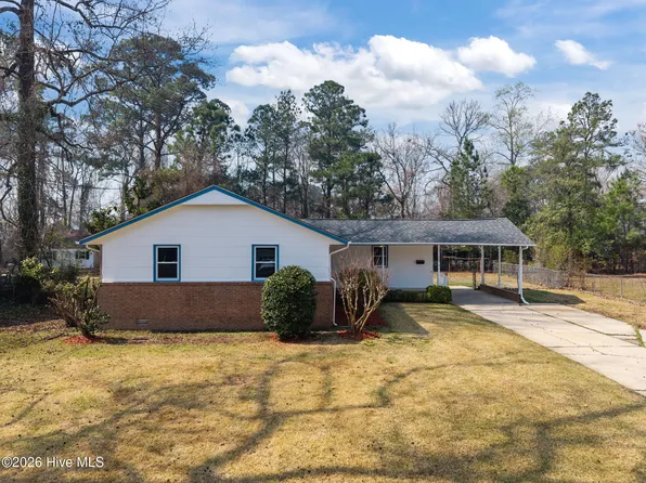 721 Gardenview Drive, Jacksonville, NC 28540