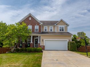 187 Whitman Way, Georgetown, KY 40324