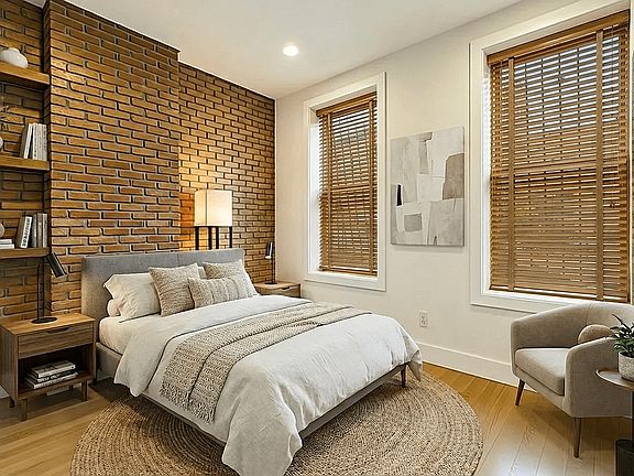 3rd image of 35 Lexington Ave APT 1F