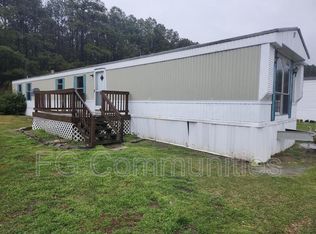 1023 Crystal Blvd, Selma, NC 27576