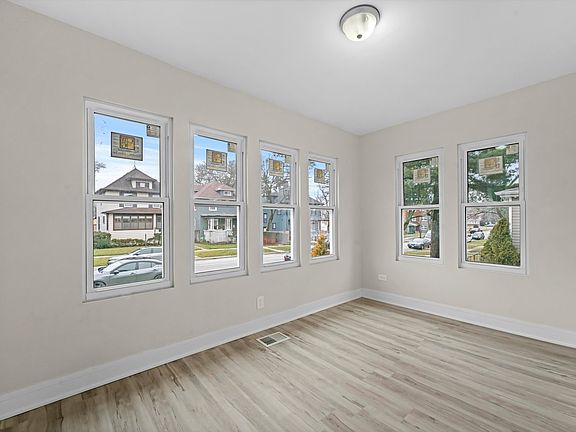 2nd image of 1431 Schilling Ave