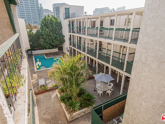 5th image of 333 Burchett St Unit 307