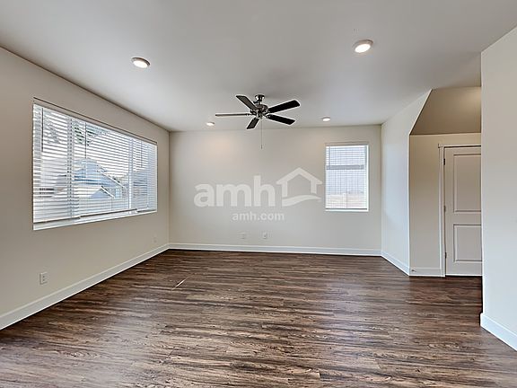 3rd image of 252 Smith Dr