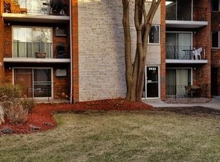 3939 W 104th St APT 1A, Chicago, IL 60655