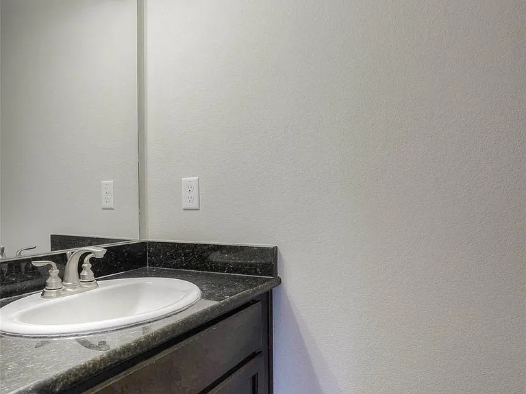3720 Daisy Ln — Photo 19