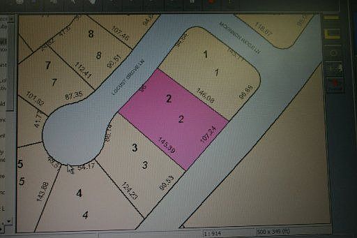 2nd image of 6514 Locust Grove Ln