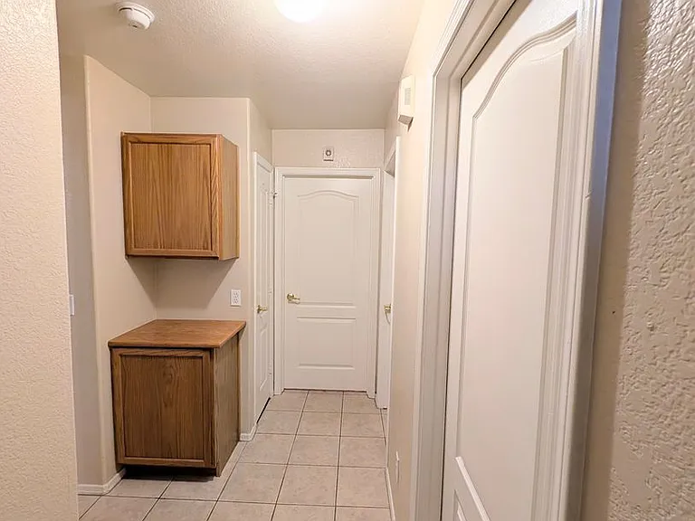 116 W Del Rio St — Photo 22