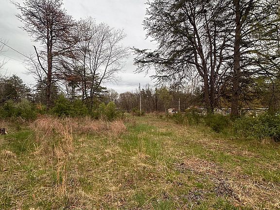 5th image of 155 Budding Dogwood Rd