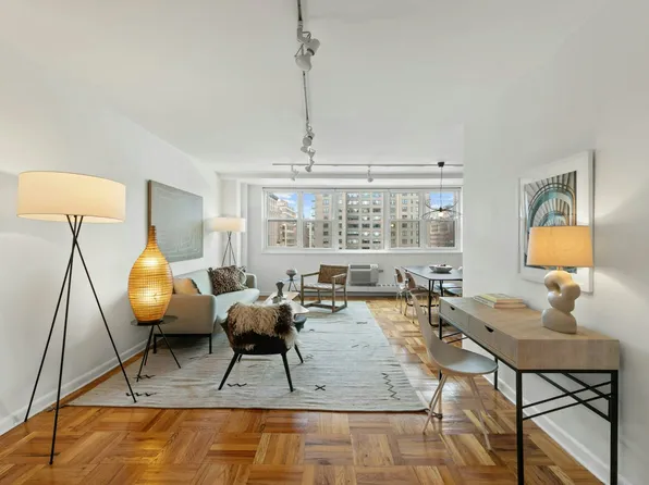 63 East 9th Street image 1 of 8