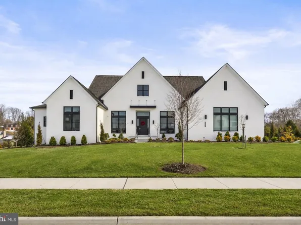 1221 Riley Preserve Ct, Great Falls, VA 22066