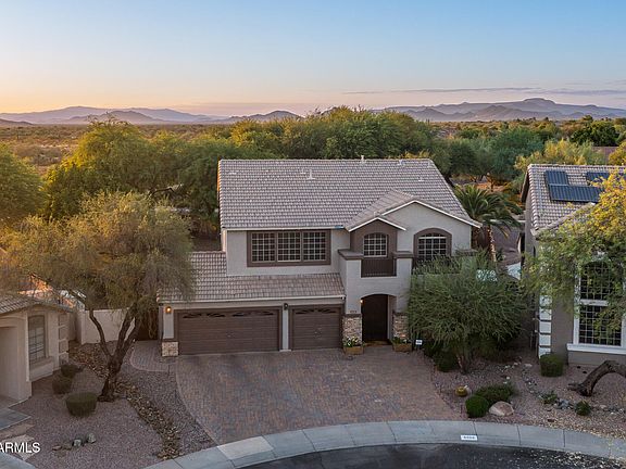 2nd image of 4008 E LARIAT Lane